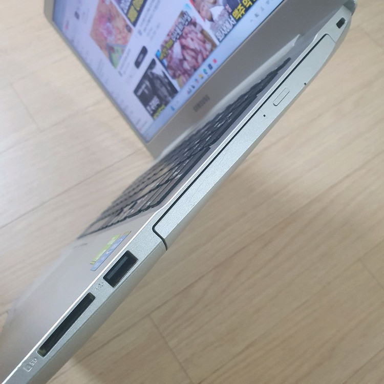 화질좋은 삼성 15.6인치 i5 8GB FHD 지포스 노트북 사무 오피스 게임 유튜브 원도우11 DVD PC 본체 이미지