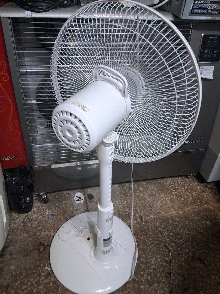 홈플래닛스탠드선풍기 리모컨포함 이미지