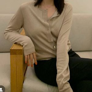 아스띠에 포르타글리터가디건 샴페인골드 이미지