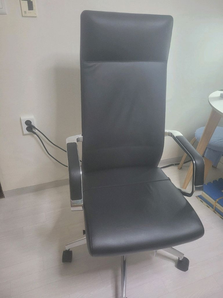 카일 중역의자 천연가죽 이미지