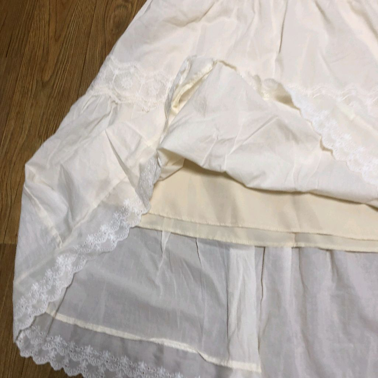 아이보리 레이스 롱스커트 이미지