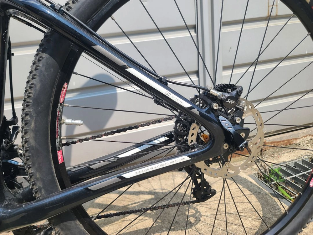 TREK 슈퍼플라이 카본 17.5인치 레프티샥 이미지