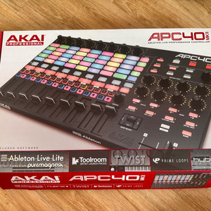 1회사용 신품급 AKAI APC40 MK2 / Ableton Live 전용 미디컨트롤러 / 박스풀셋 이미지
