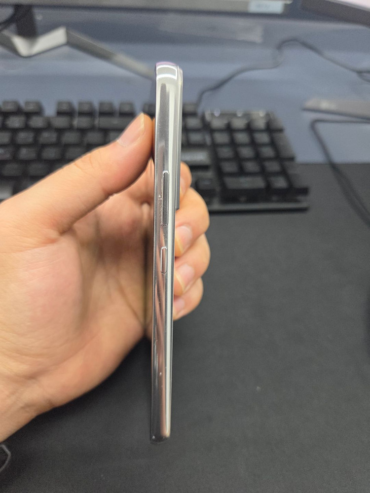 갤럭시S22 화이트 256GB 이미지