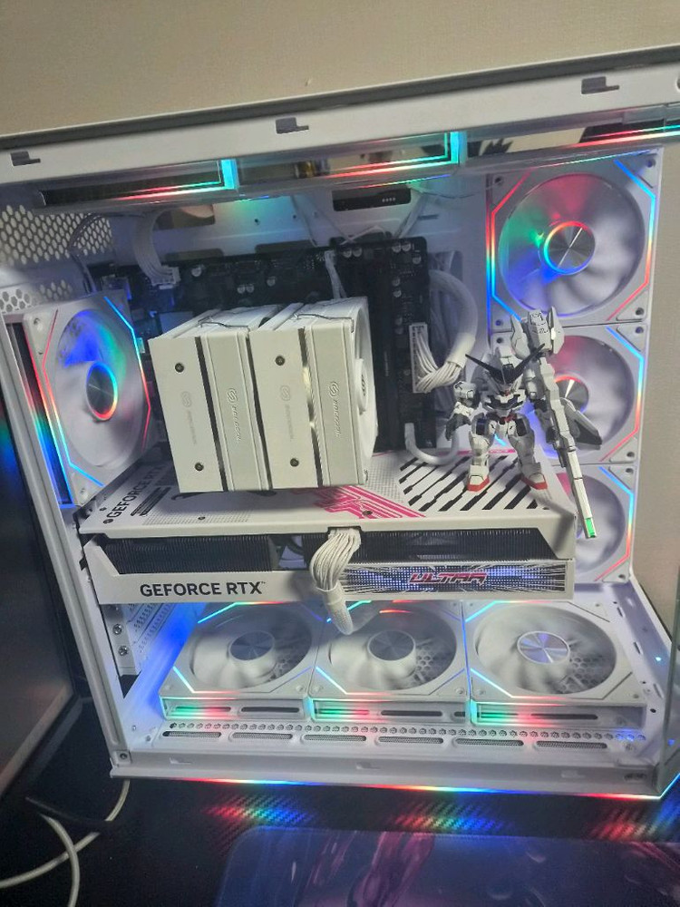 고사양 커스텀 컴퓨터 본체 pc 이미지