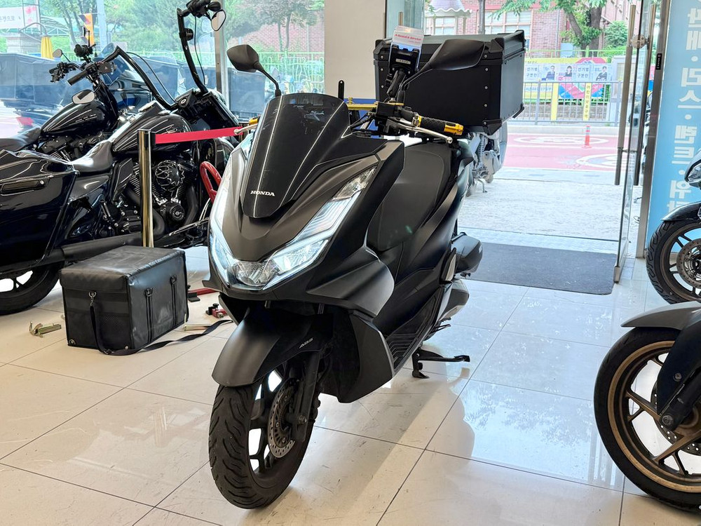 24년식 PCX125 / 43,XXXkm / 배달세팅 차량 판매합니다 이미지