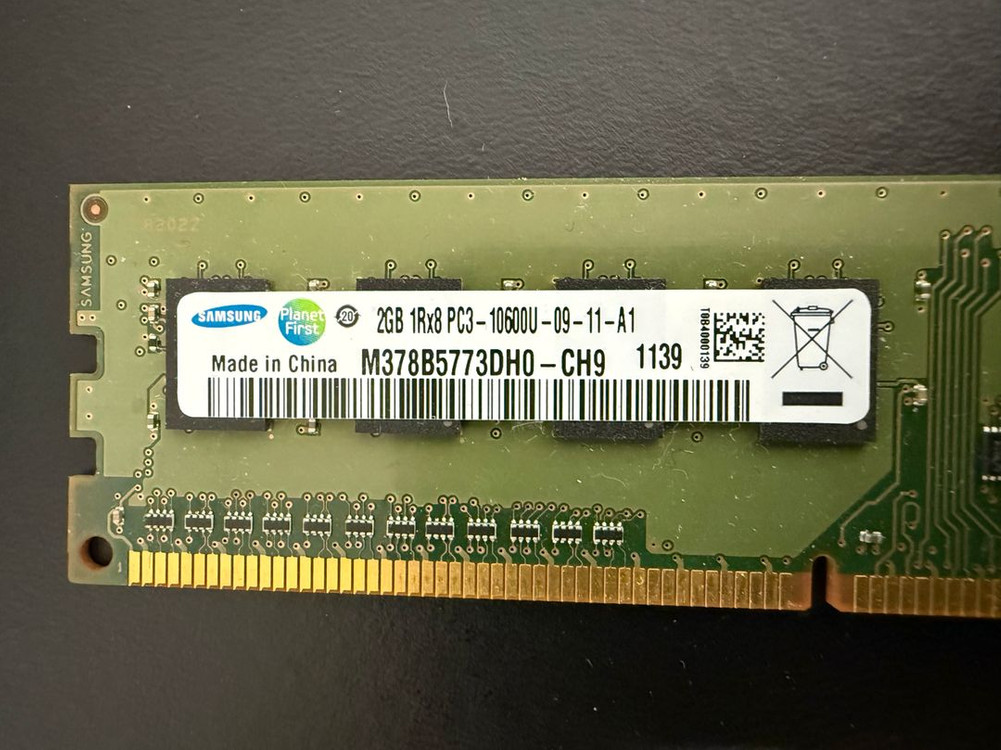 삼성 컴퓨터 메모리 8GBX8GB 16GB DDR 8GB 2개 16GB 사진확인2GB 1개 서비스 무료개인입니다가까 이미지