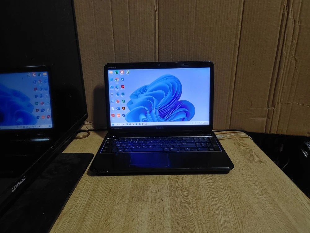 (8) DELL 사무용 노트북 컴퓨터 PC 본체 외부 HDMI 지원 이미지