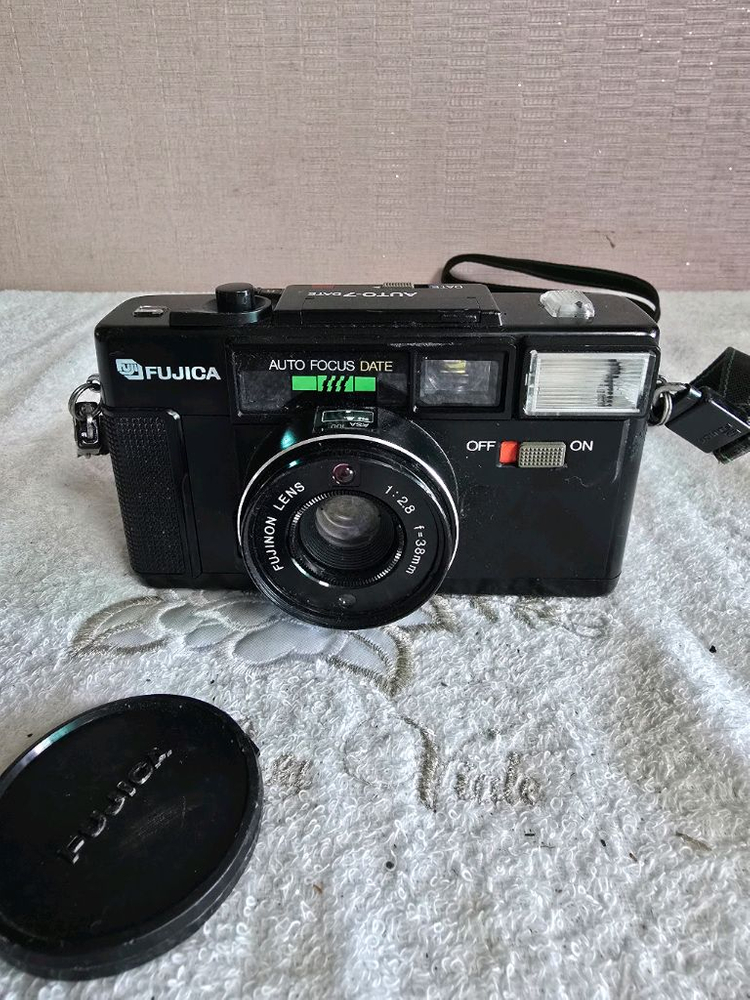 후지카 AUTO FOCUS DATE 필름 카메라 이미지