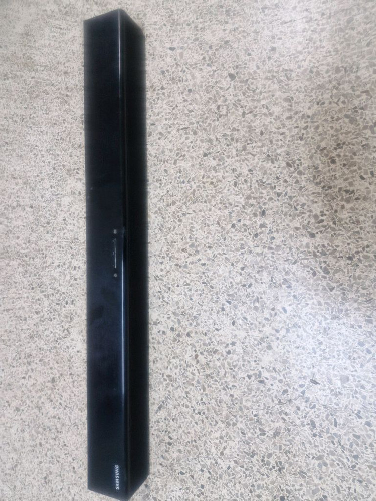 삼성 사운드바 HW-J250 이미지