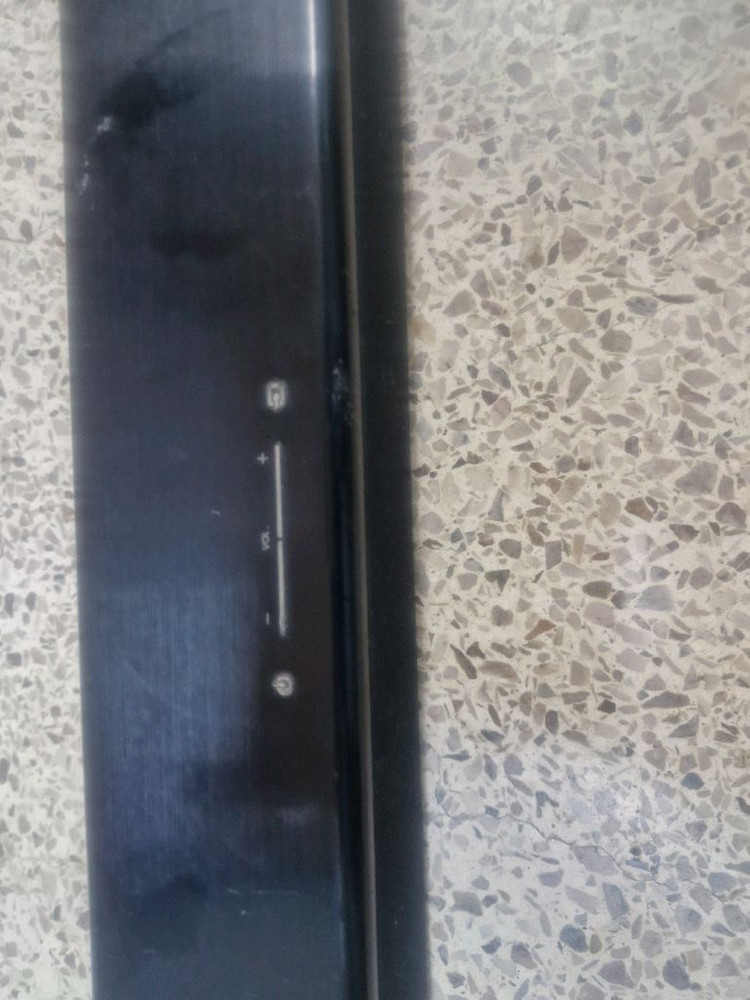 삼성 사운드바 HW-J250 이미지