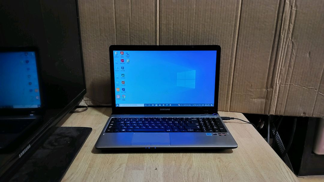 (2) 사무용 노트북 컴퓨터 PC 본체 E2 1800 램8GB 이미지