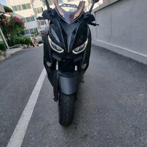 Xmax300 묻따 던집니다 이미지