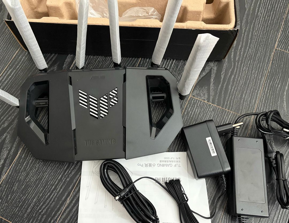 asus 공유기 tuf be6500 이미지