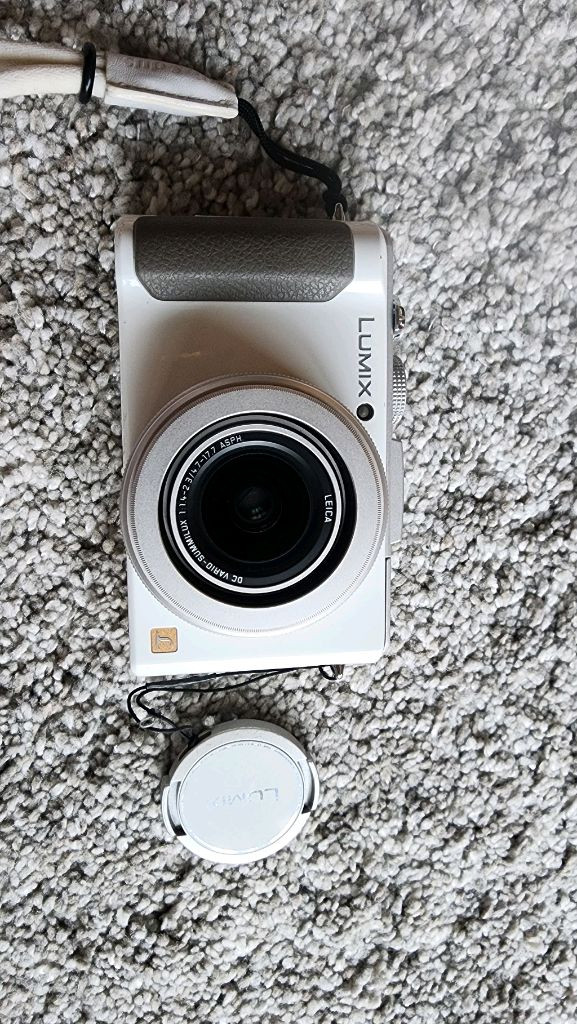 파나소닉 루믹스 DMC-lx7 화이트 카메라 이미지