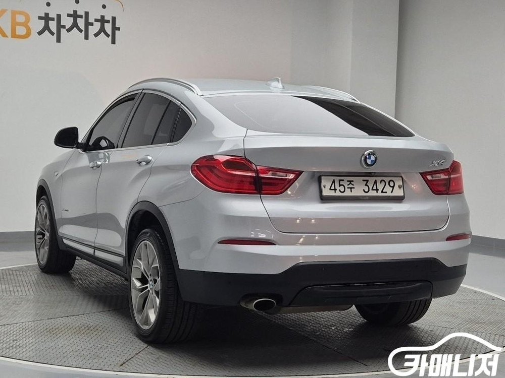 [BMW]X4 (F26) xDrive 20d (5인승) #고유가특가 이미지