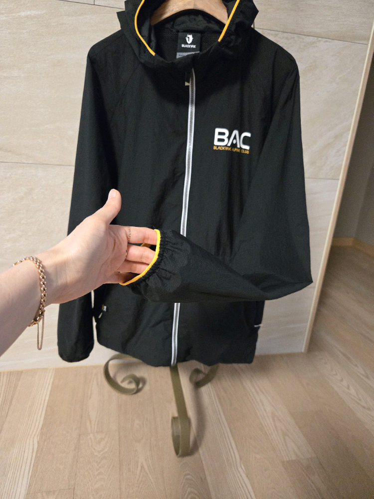 [100] BAC 블랙야크 남성 후드 바람막이 자켓 이미지