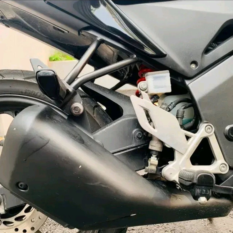 [HONDA]CBR125 / 16년식 짧은키로수 내외관깔끔 이미지
