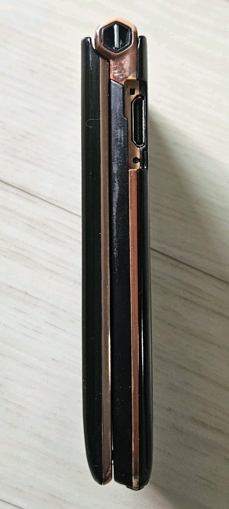 삼성애니콜 SHC-Z100S 와이즈클래식폰 이미지