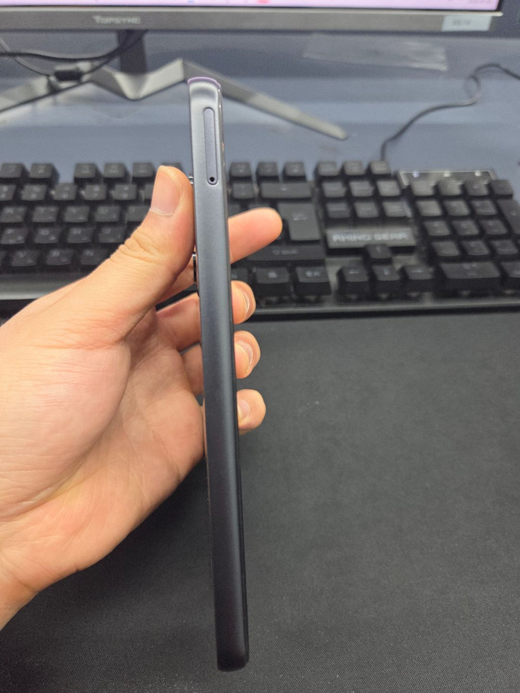 갤럭시A24 블랙 128GB 이미지