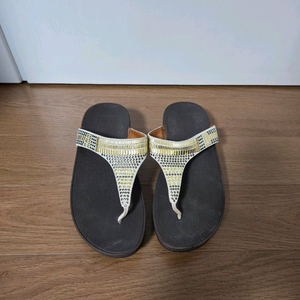 핏플랍 쪼리 샌들 이미지