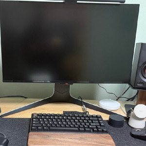 27r73q 27인치 240hz qhd mini led 모니터 이미지