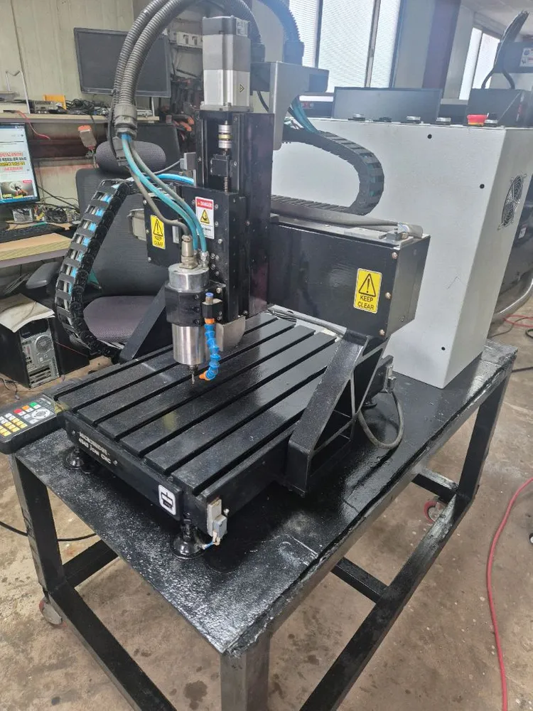 묵직한 NK105G3 컨트롤러 CNC 조각기 이미지