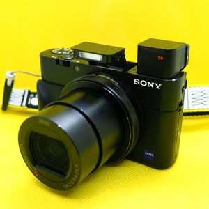 소니 rx100m5a 이미지