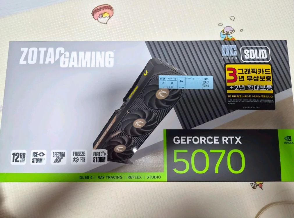 ZOTAC 지포스 RTX 5070 SOLID OC 12G 이미지