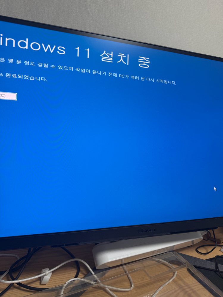 27인치 울트라기어 게이밍 모니터 27GS85Q 이미지