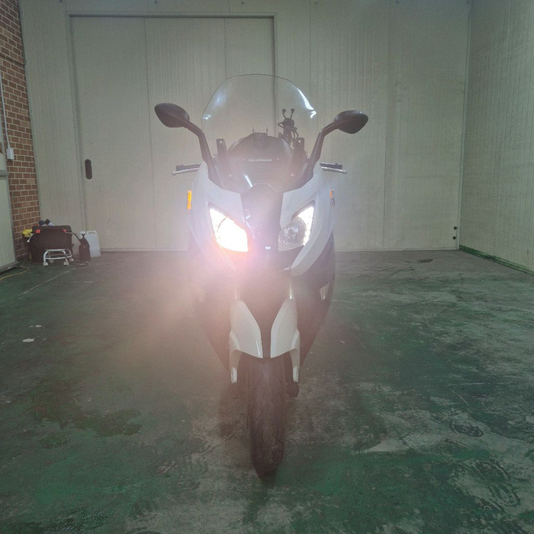 BMW C650S 17년식 2만KM 아크라포빅구변 판매합니다 이미지