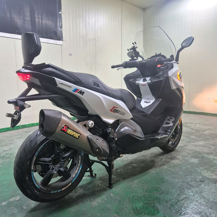 BMW C650S 17년식 2만KM 아크라포빅구변 판매합니다 이미지