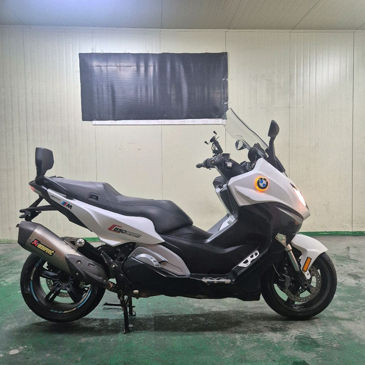 BMW C650S 17년식 2만KM 아크라포빅구변 판매합니다 이미지