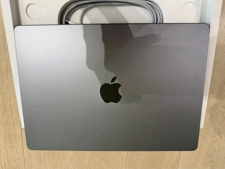 맥북프로 14인치 M2 Pro 32GB 스페이스 그레이 이미지