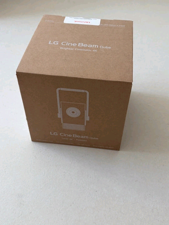 LG 시네빔 큐브 PU600U 4K 빔프로젝터 이미지