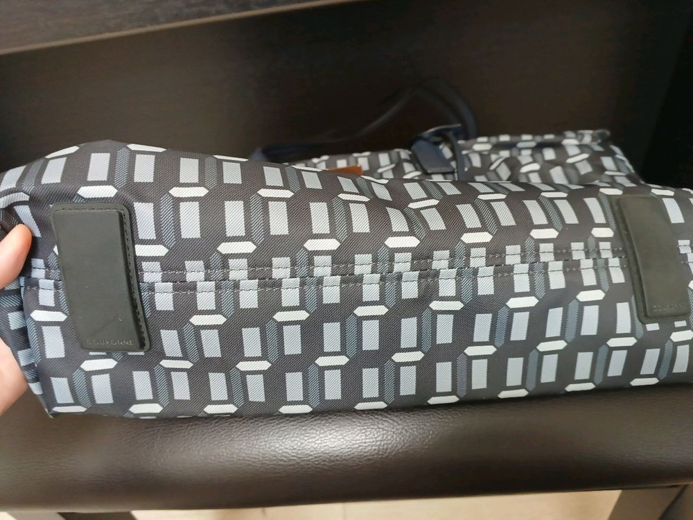 쿠론 네이비 체크패턴 숄더백 이미지