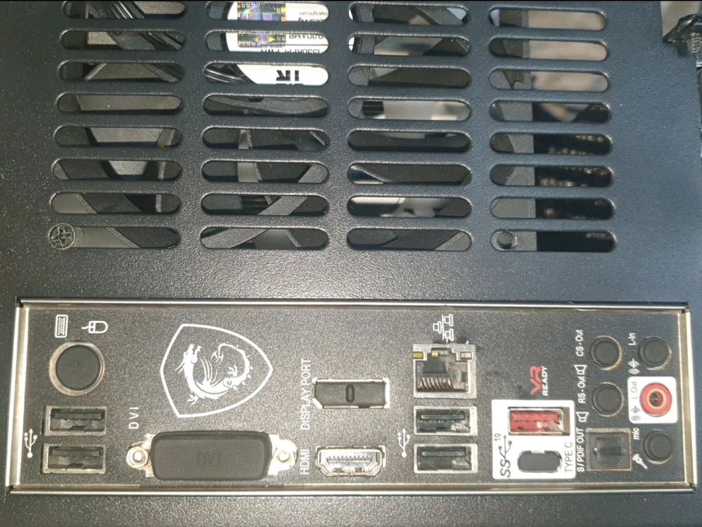 고사양 게이밍 i9-9900k 반본체 이미지