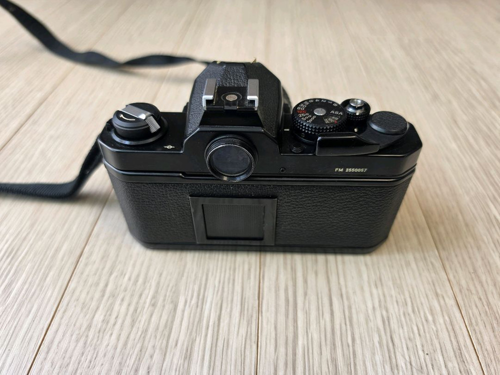니콘 fm 50mm f1.4 필름카메라 판매합니다 이미지