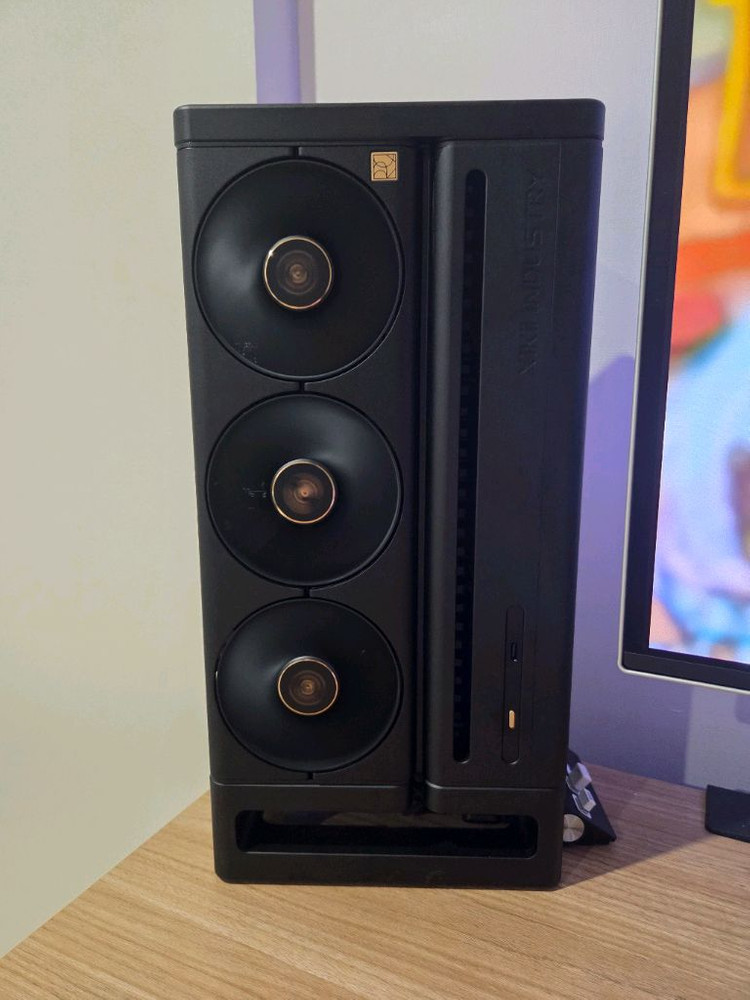Xikii ff04, 9800x3d, 64g, 2tb, 4080s 판매 이미지