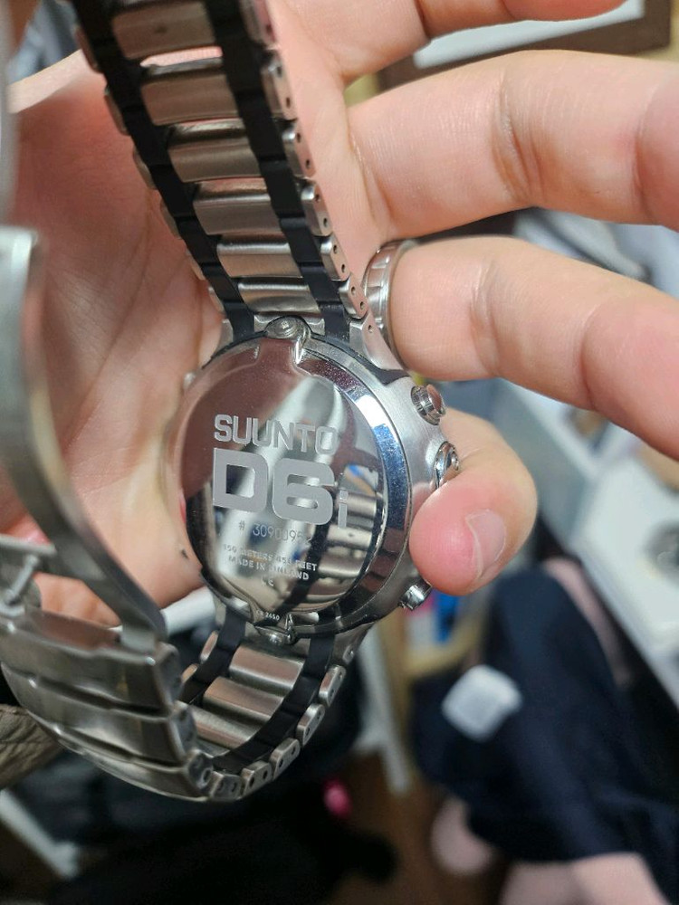 [풀박스/배터리교체완료] 순토(Suunto) D6i 다이빙 컴퓨터 판매합니다. 이미지