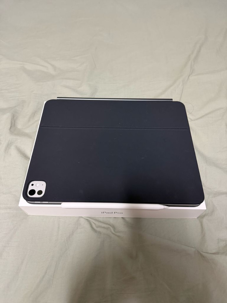 Apple iPad Pro13 12.9인치 wi-fi M5 실버 매직키보드 애플팬슬프로 세트 이미지