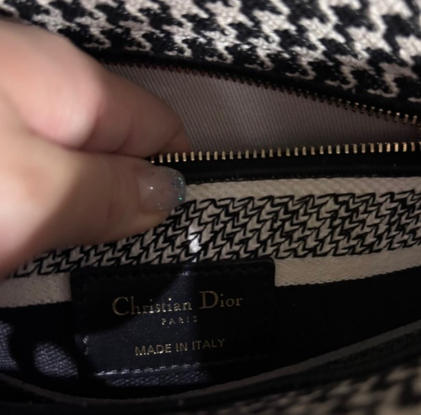 [정품] Dior 레이디디올 ‘딜라이트’ 하운즈투스 체크 미디움 이미지