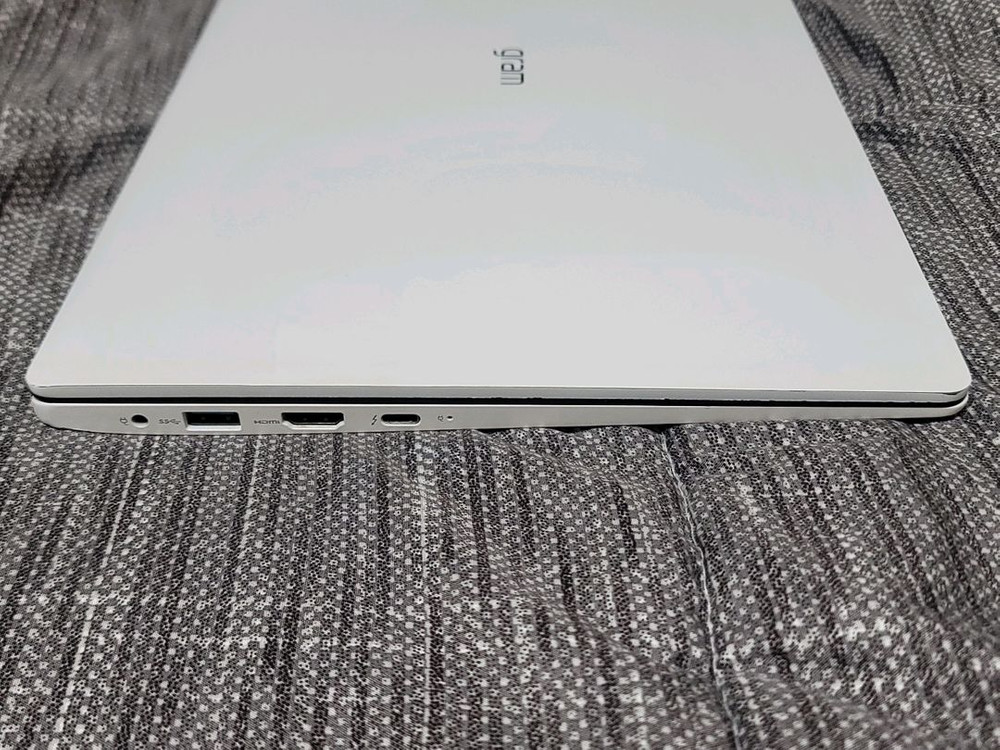 LG 그램 15ZB95N 노트북 이미지