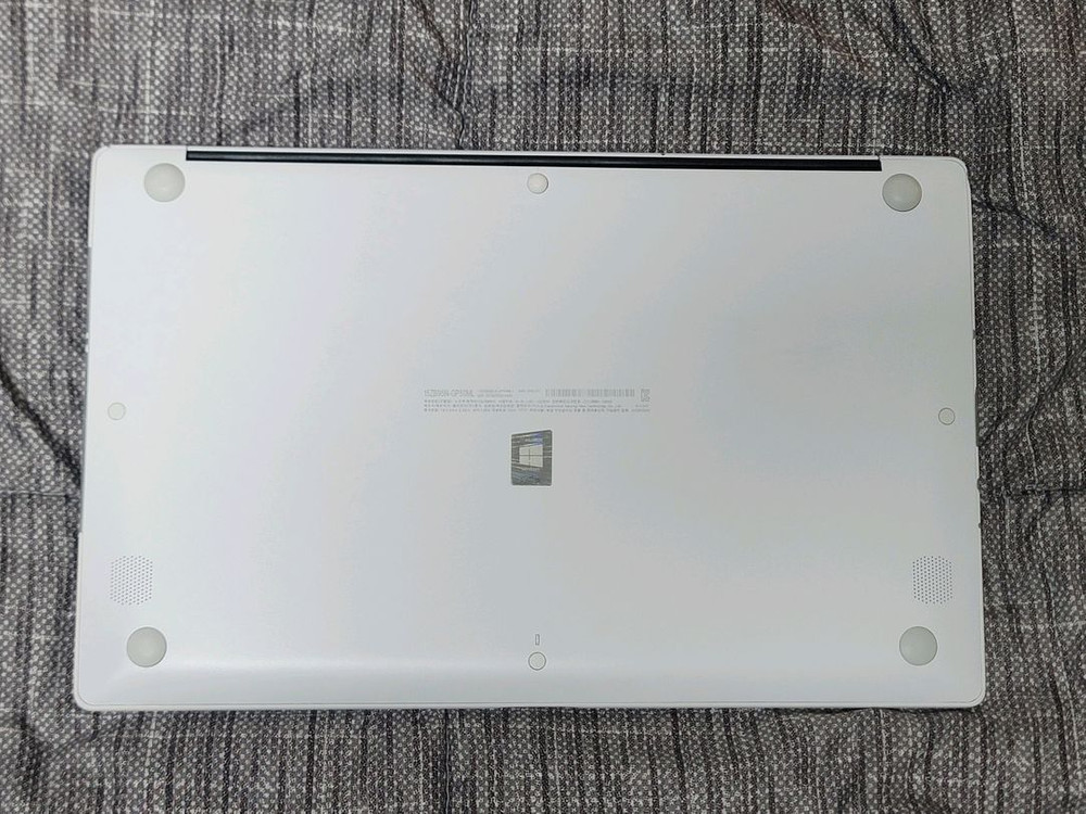 LG 그램 15ZB95N 노트북 이미지