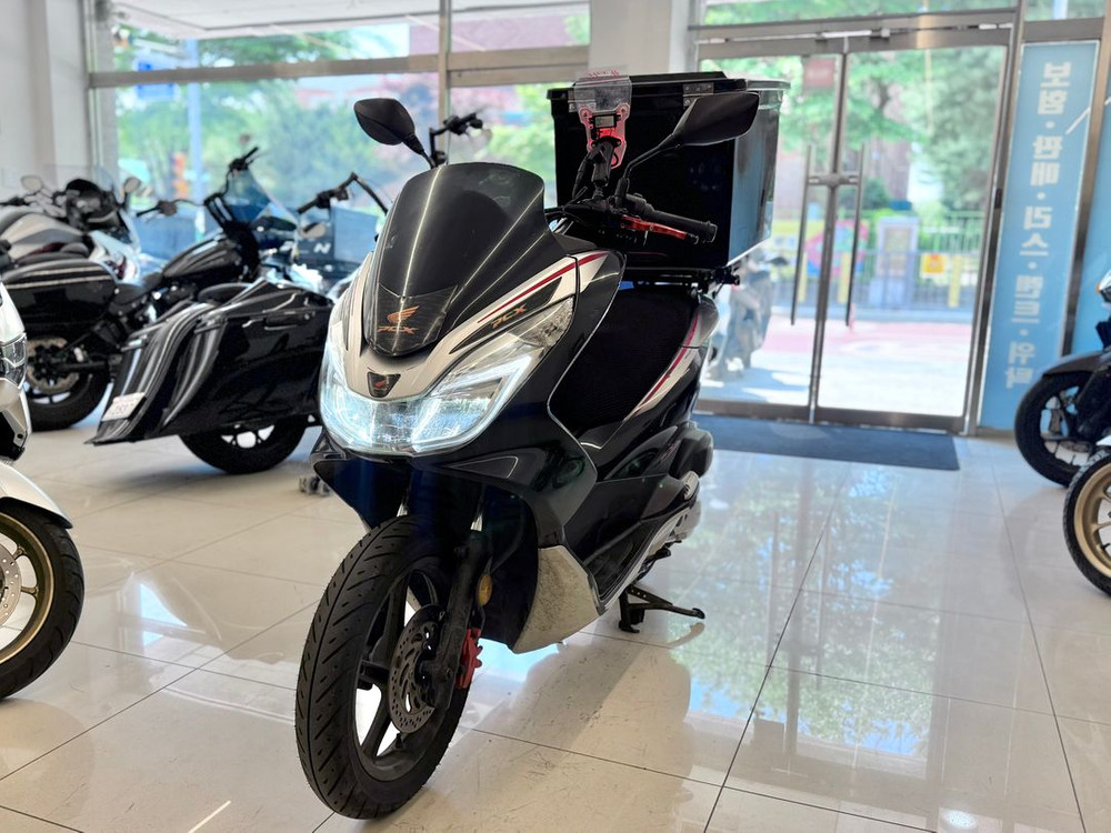 묻따100/18년식 PCX125 / 61,XXXkm / 배달세팅완료 판매합니다 이미지