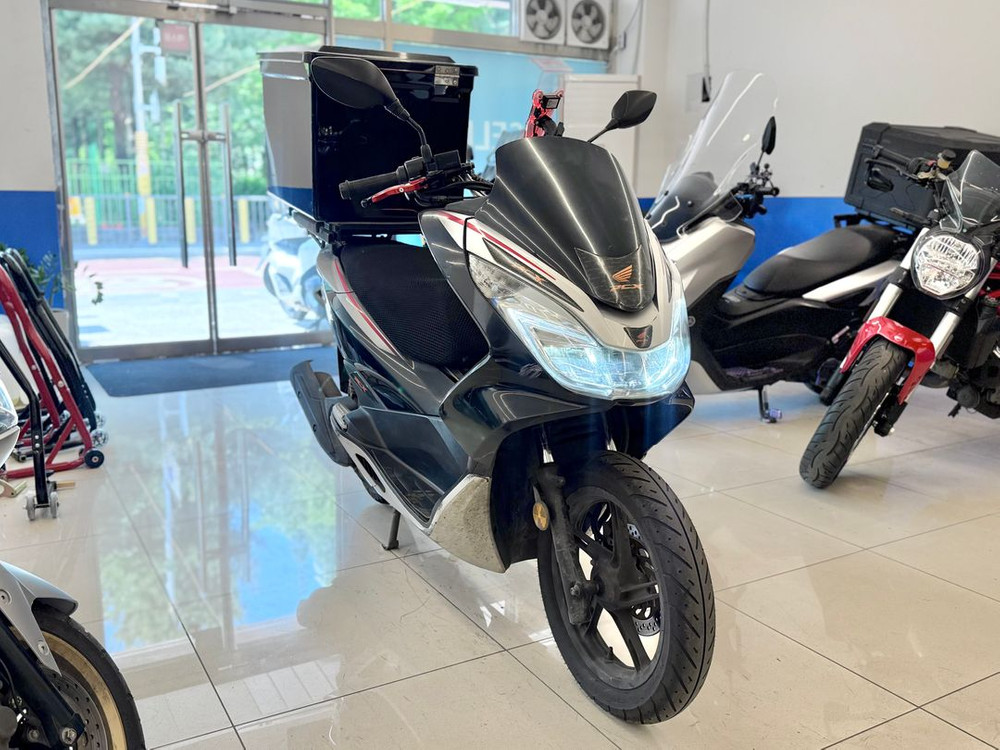 묻따100/18년식 PCX125 / 61,XXXkm / 배달세팅완료 판매합니다 이미지
