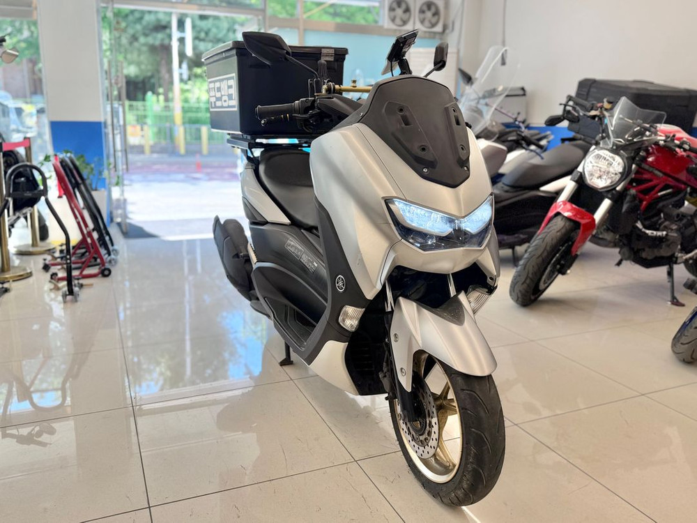 22년식 NMAX125 / 47,XXXkm /스크린장착예정/차량판매합니다 이미지