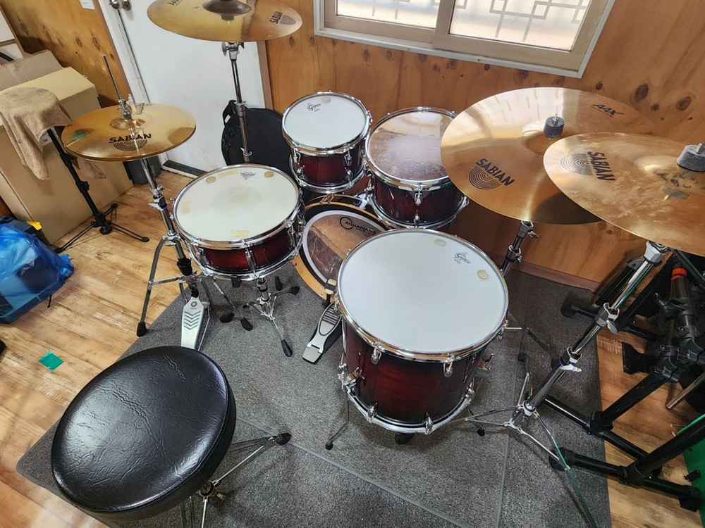 Gretsch Catalina Maple 5pcs + Sabian AAX 드럼 풀세트 팝니다. 이미지