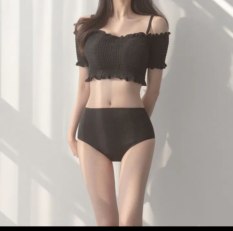 프릴 오프숄더 비키니 수영복 이미지