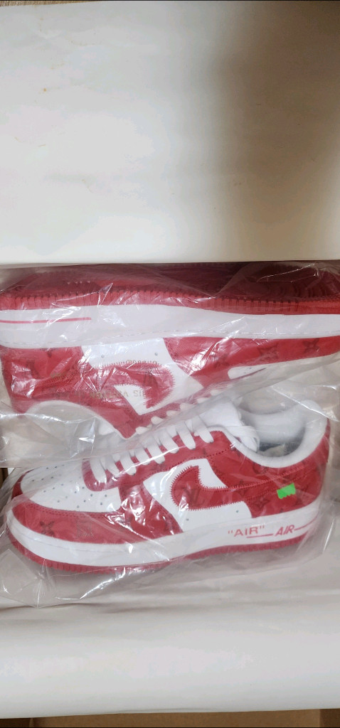 나이키 운동화 스니커즈 275 이미지